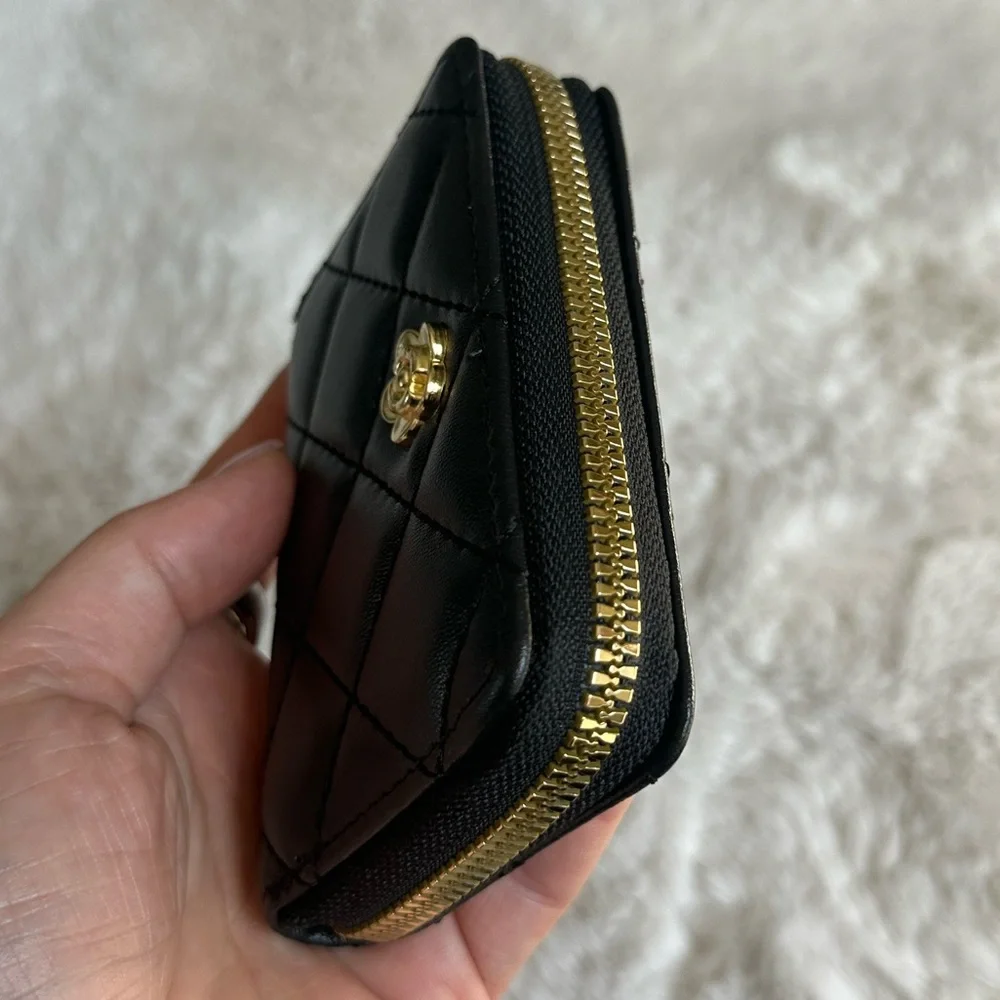 Elegant 2 Piece Black Quilted Women's Bag Set - Picture 12 of 13